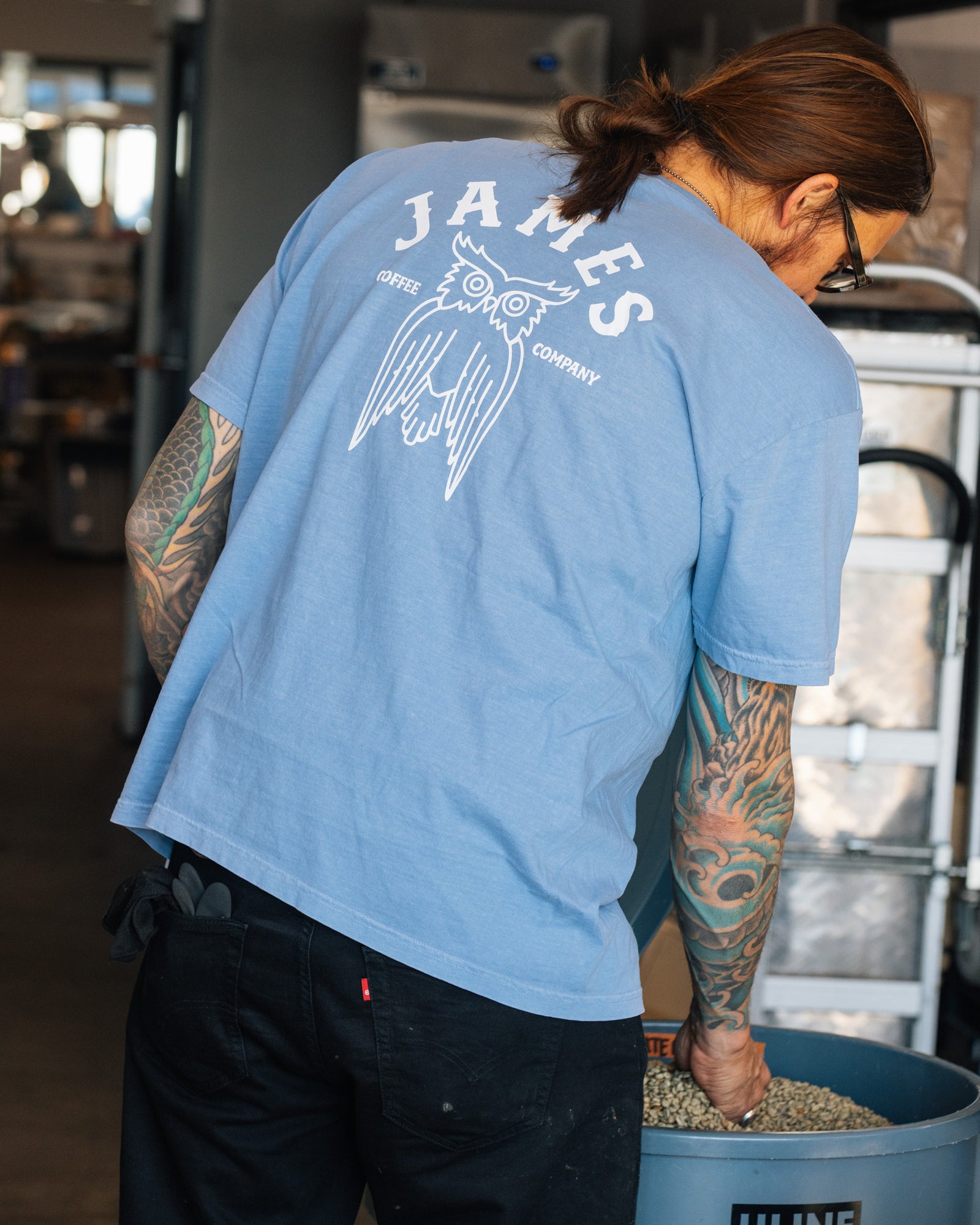 James Arch Logo Shop T-shirt